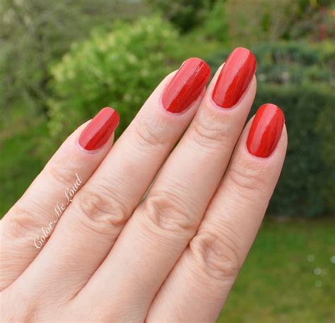 chanel 500 rouge essentiel|Chanel Le Vernis Long Wear Nail Colour Reds, Review, Swatch .